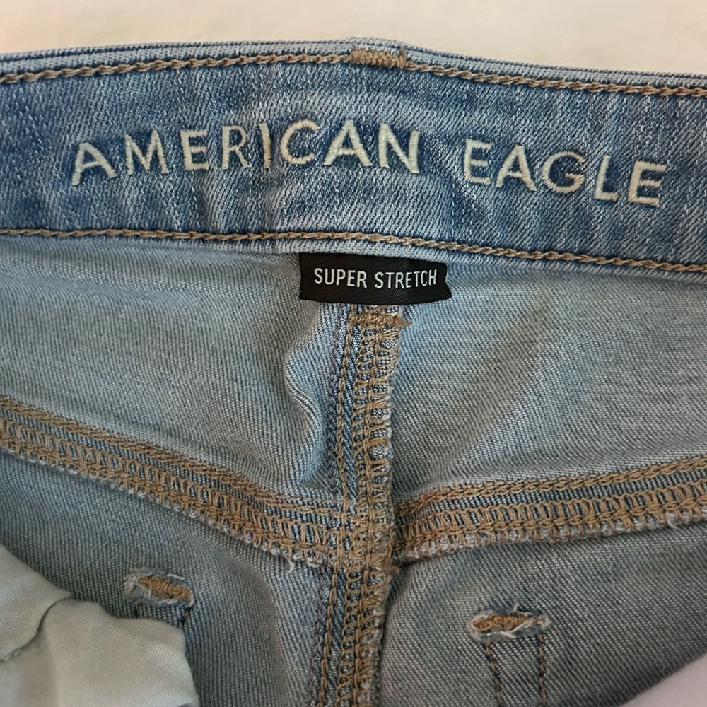 American Eagle Outfitters Light Blue Jean Stretch Shorts Size 2 - Picture 8 of 10